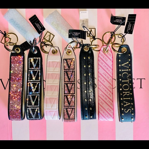 Victoria's Secret, Accessories